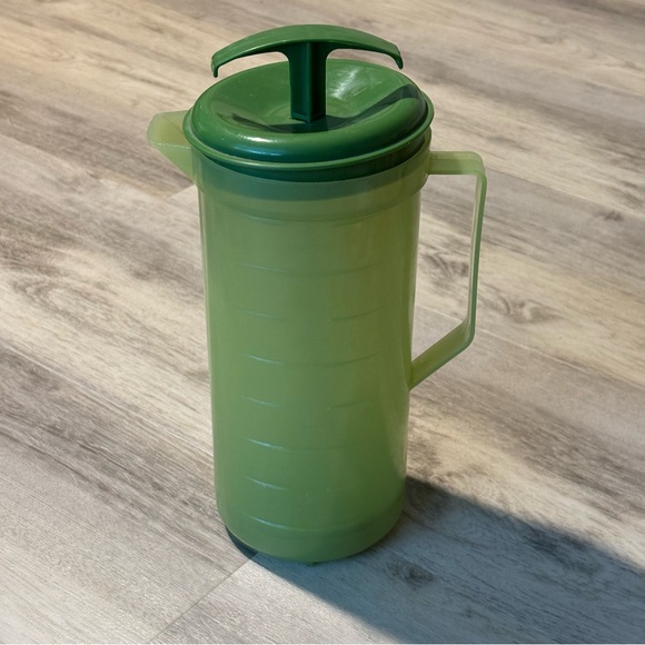 Federal Housewares Green Plastic Sweet Tea Lemonade Pitcher With Plunger 1970s - Picture 1 of 6